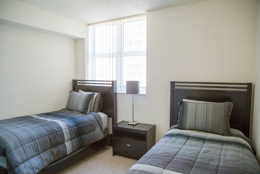 Luxury Apartment, 2 Bedrooms, City View photo 2
