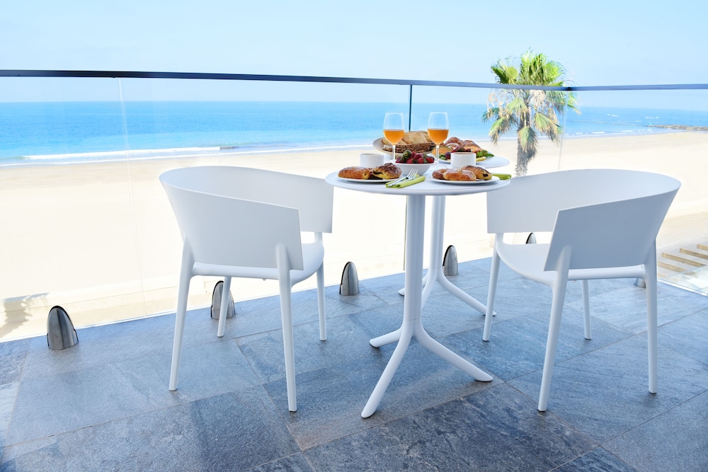 Superior Double Room, Balcony, Sea View photo 3