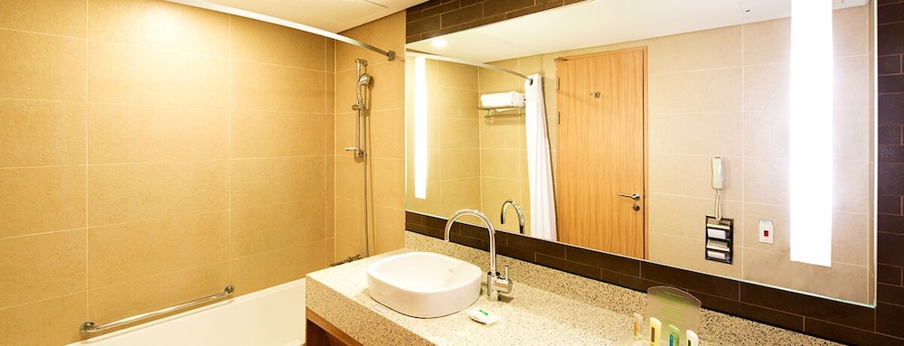 Standard Room, 2 Twin Beds (Slope View) - Photo 3