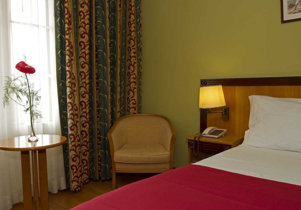 Double or Twin Room, Ocean View photo 3