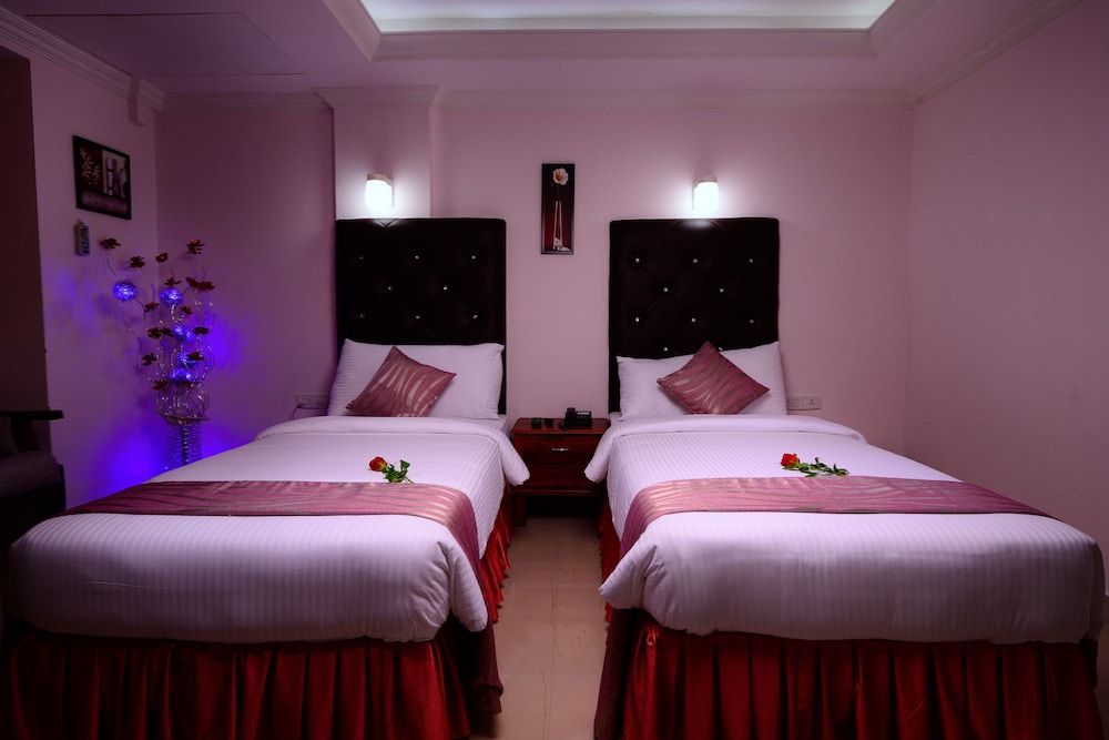 Deluxe Double Room, Executive Level photo 2