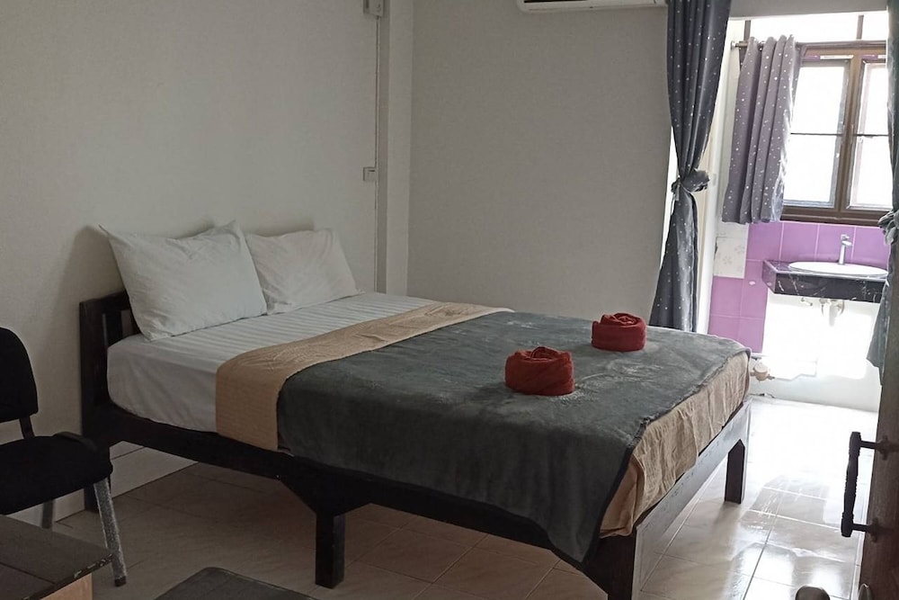 Standard Double Room - Photo 6