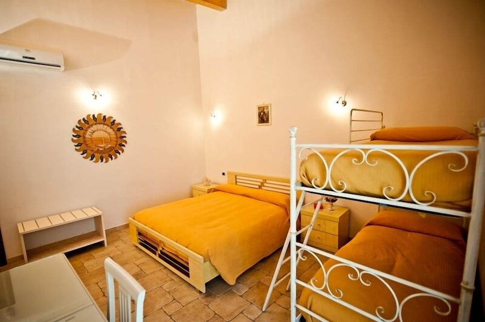 Quadruple Room photo 2