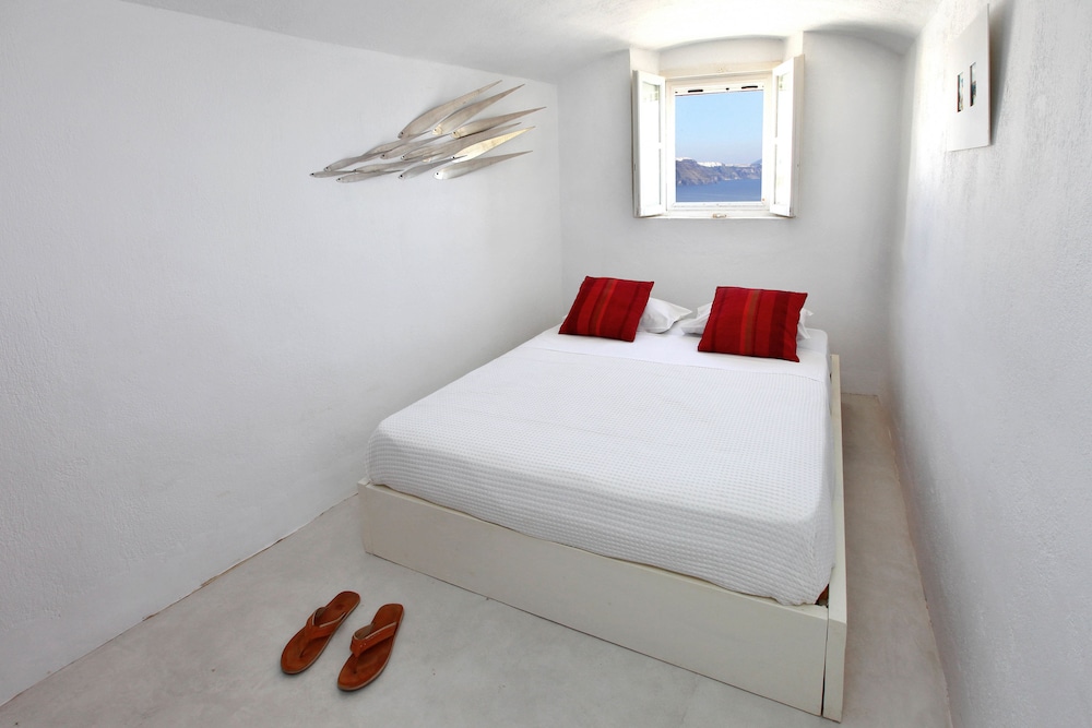 House, 2 Bedrooms, Jetted Tub