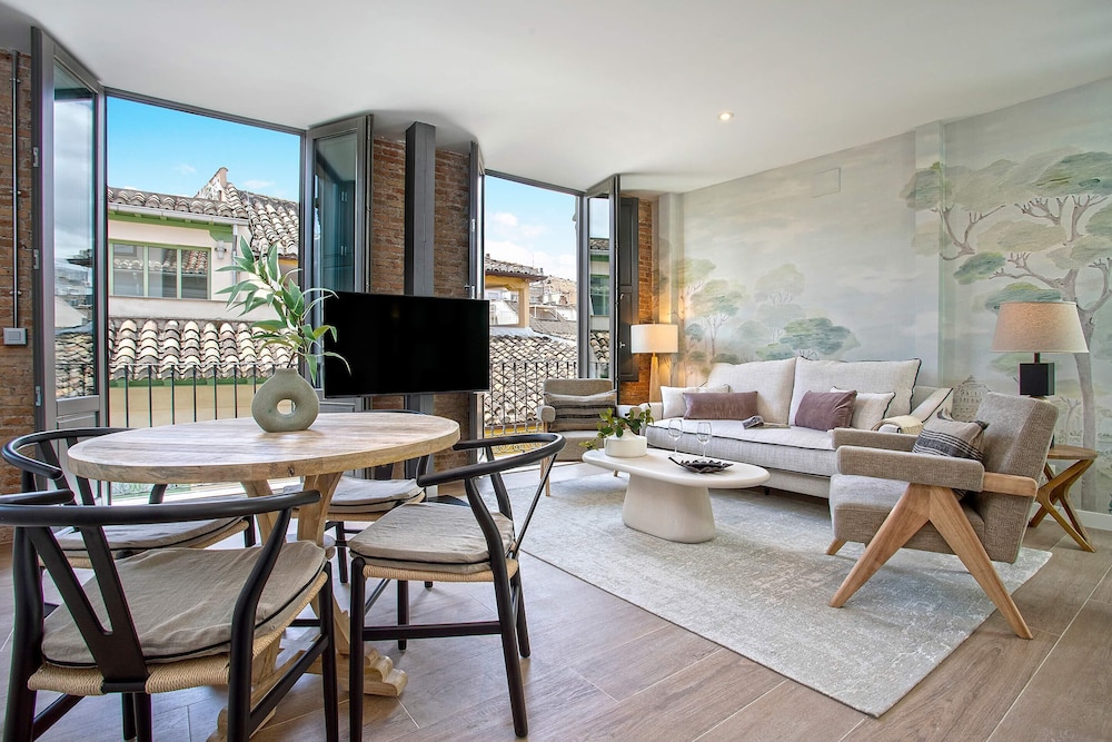 Apartment (2 Bedrooms)