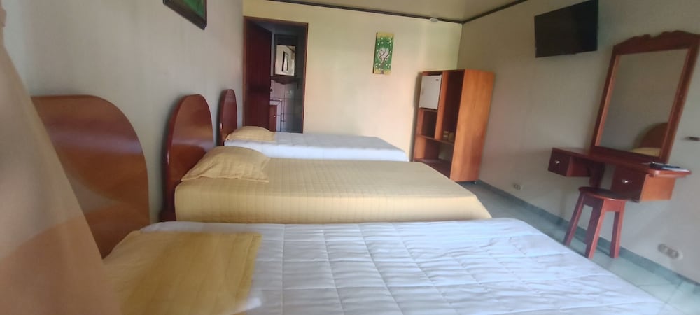 Standard Triple Room photo 3