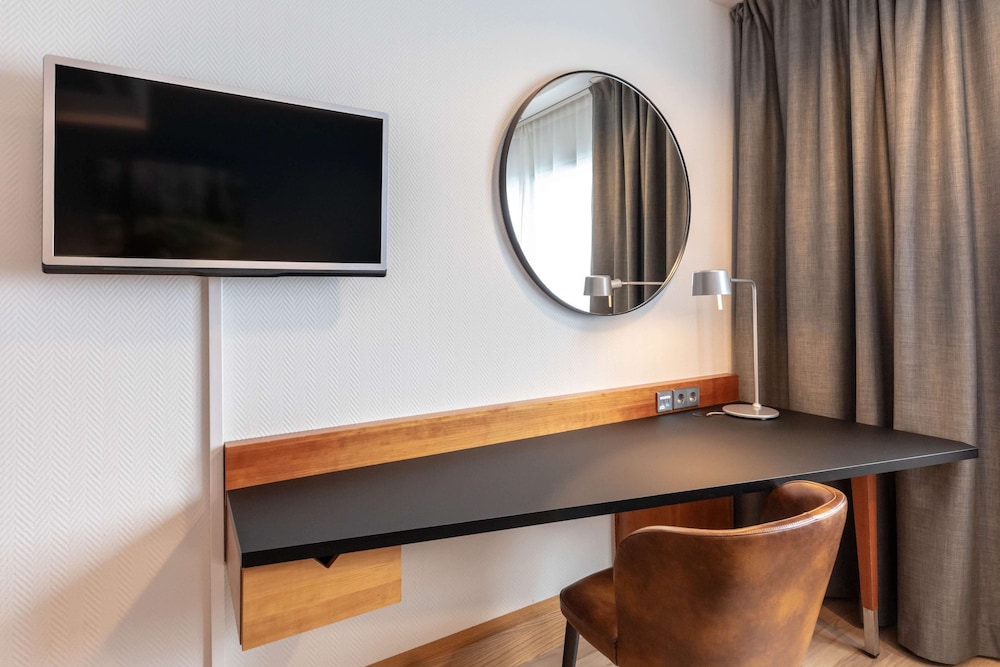 Twin Room - Photo 2