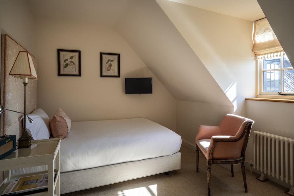Standard Single Room, Ensuite photo 3
