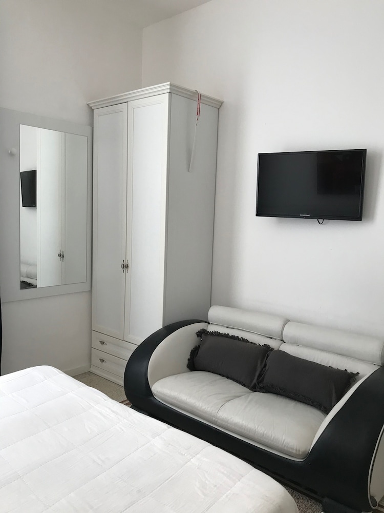 Double or Twin Room, Balcony, Ocean View photo 3