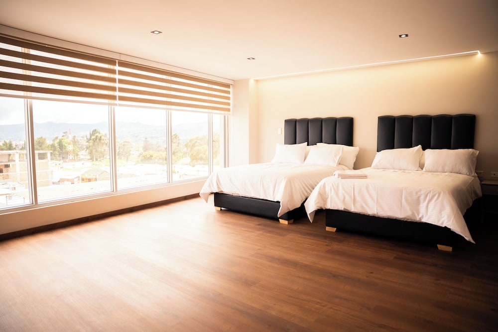 Family Room, Balcony, City View