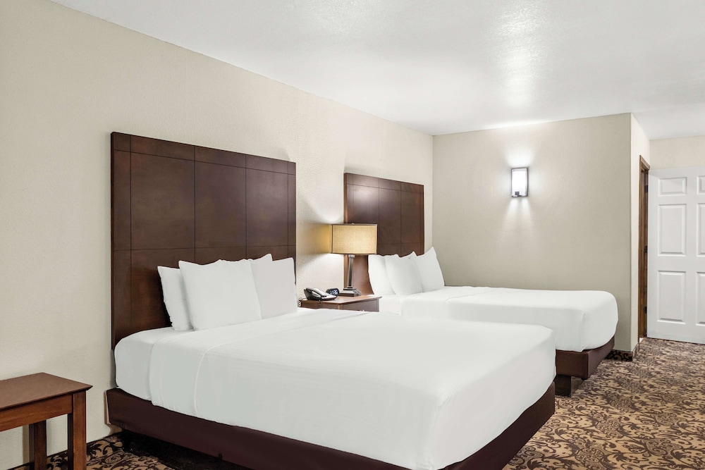Standard Room, 2 Queen Beds, Smoking, Refrigerator & Microwave