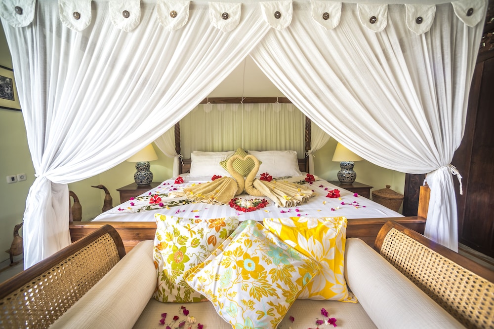 Honeymoon Suite photo 1