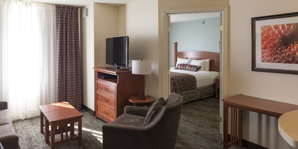 Suite, 1 Bedroom, Accessible (2 Double, Sofa Bed, Comm) - Photo 3