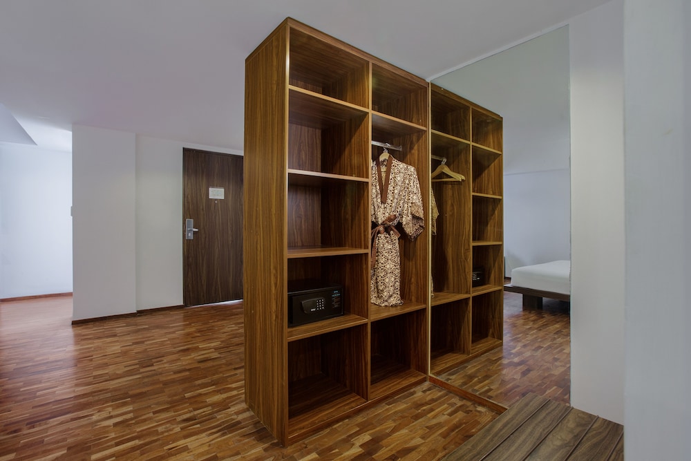 Royal Suite, 2 Bedrooms photo 2