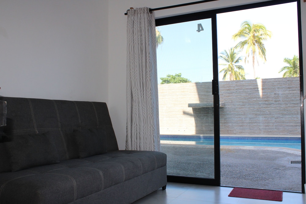 Standard Studio Suite photo 3