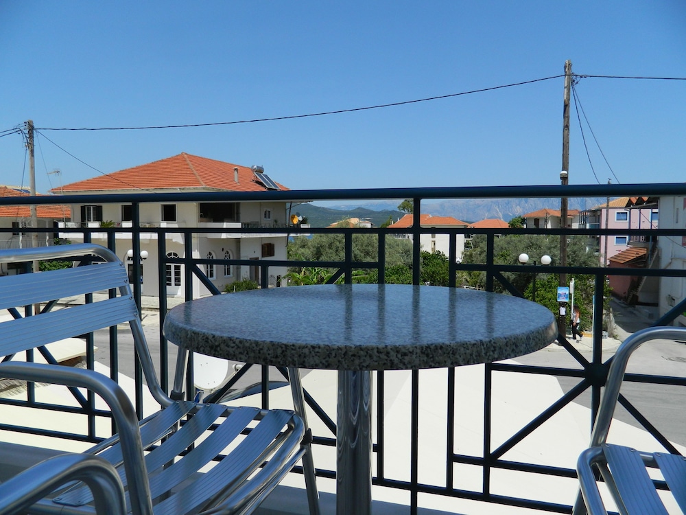 Apartment, 2 Bedrooms (Split Level) photo 2