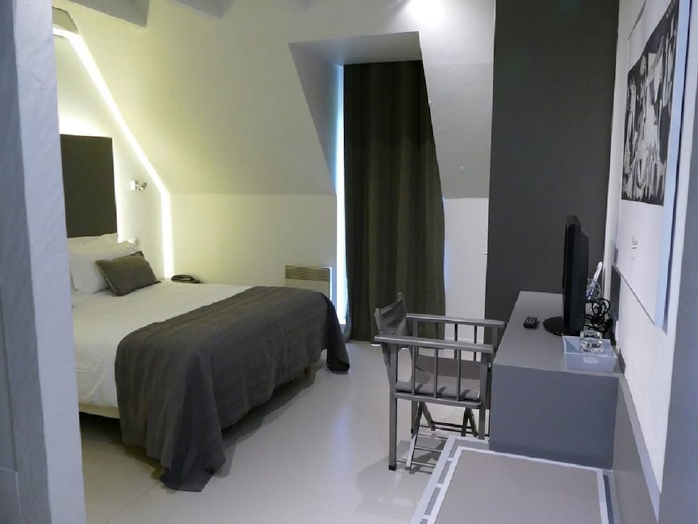 Premium Double Room photo 3