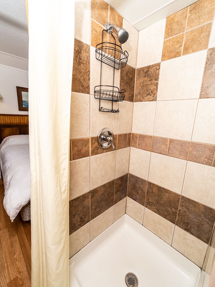 20: Studio Cabin with Kitchenette, Sea View, photo 6