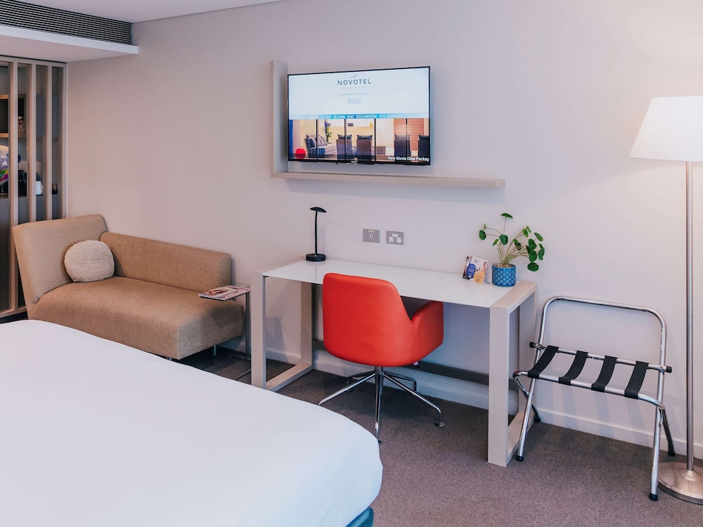 Superior Room, 1 King Bed, Balcony - Photo 7