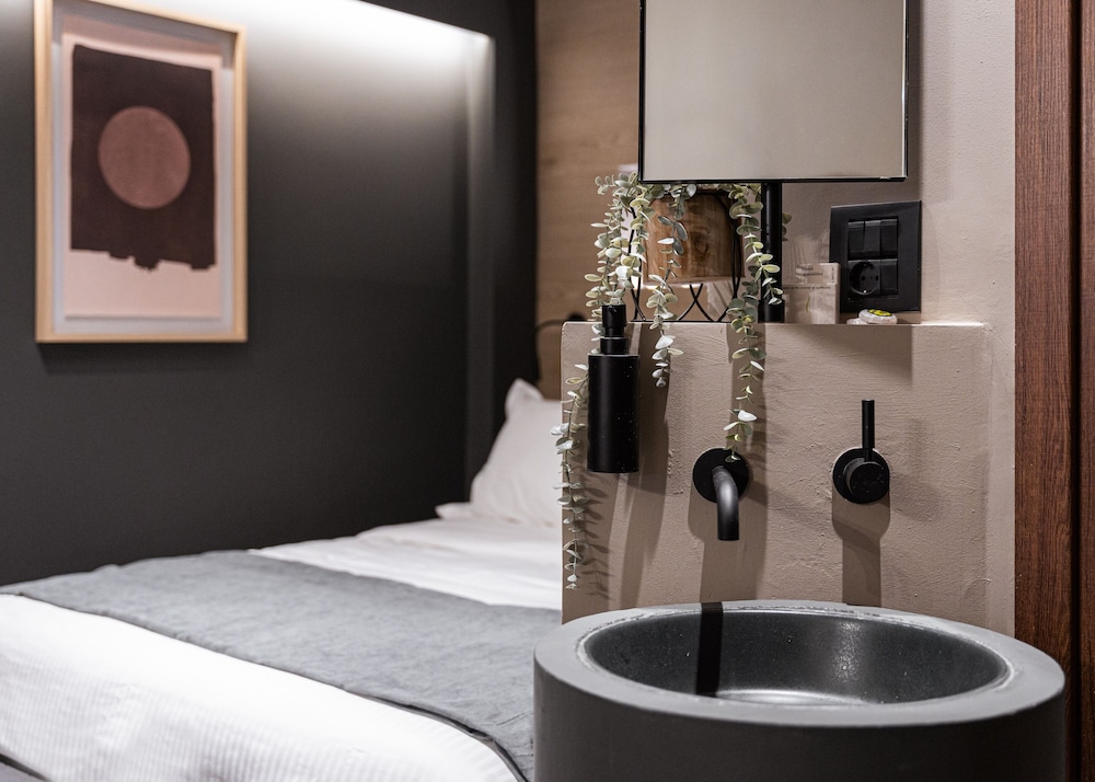 Standard Room photo 3