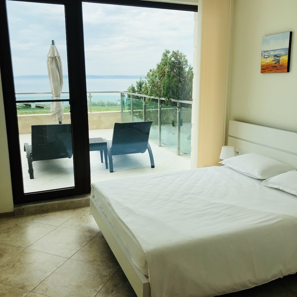 Comfort Apartment, 1 Double Bed with Sofa bed, Balcony, Sea View photo 3