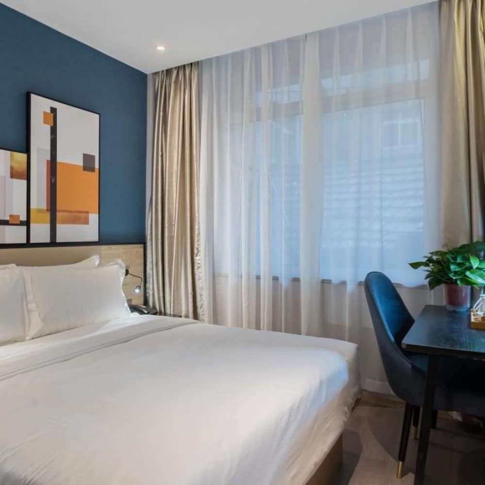 Comfort Double Room(Mainland-Chinese Citizen Only)