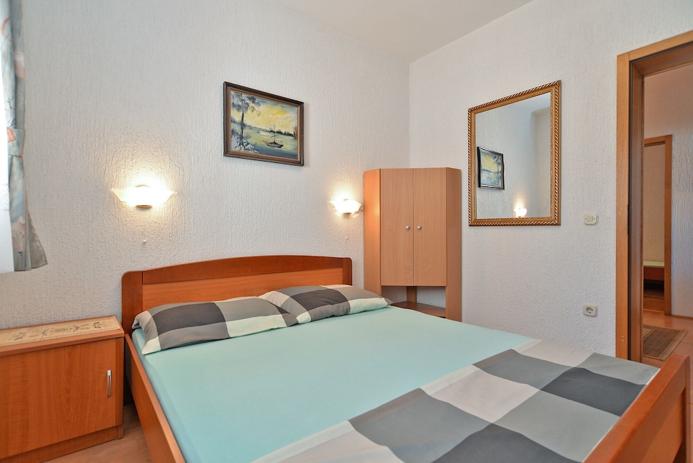 Apartment, 2 Bedrooms (811/1896)