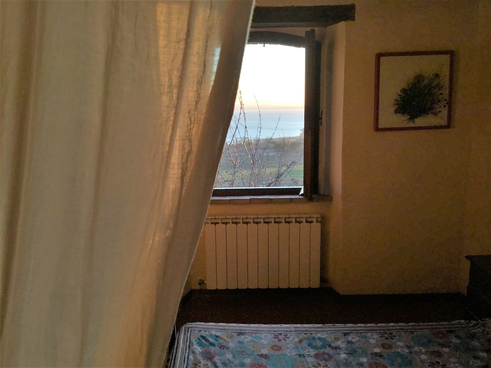 Elite Apartment, 3 Bedrooms, Lake View photo 3