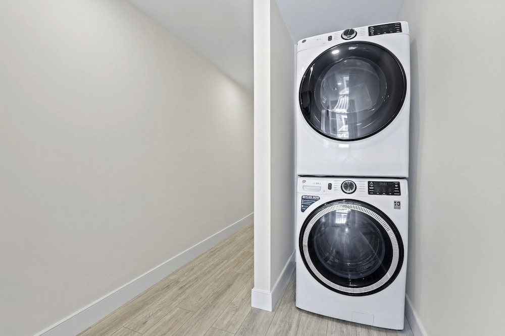 Classic Townhome, Multiple Beds, Non Smoking (Classic Townhome) photo 2