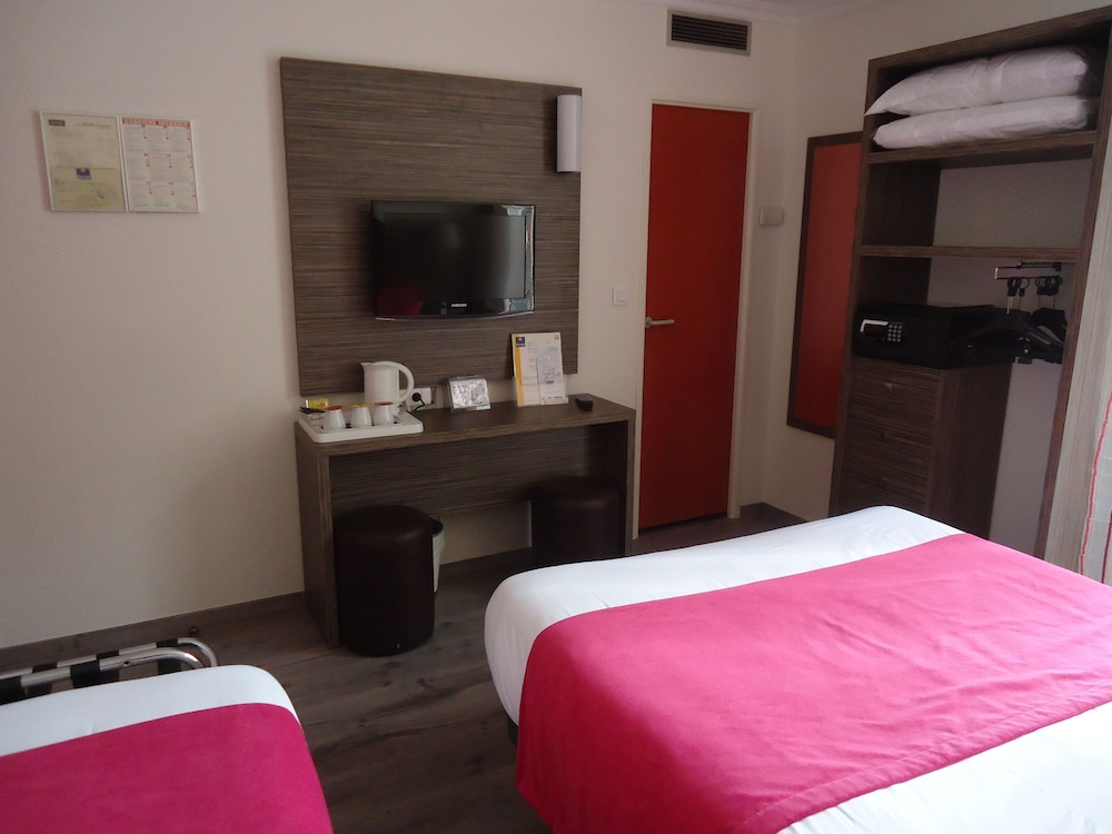 Triple Room - Photo 7