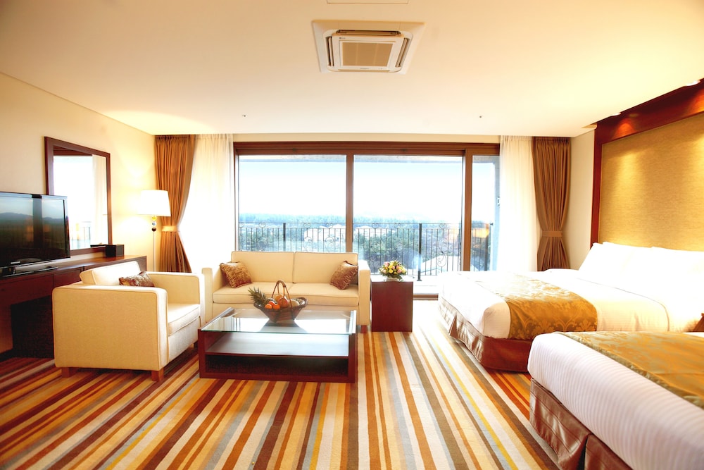 Junior Suite, Garden View - Photo 2