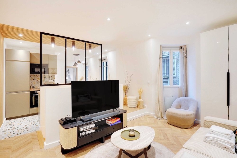 Apartment photo 3