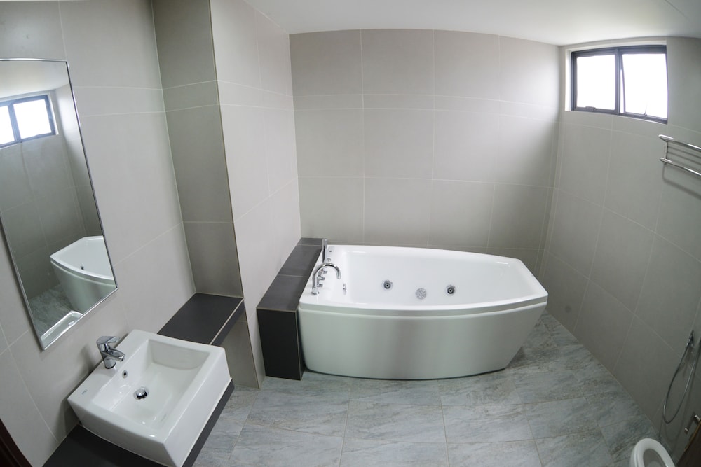 Super Executive Suite photo 2