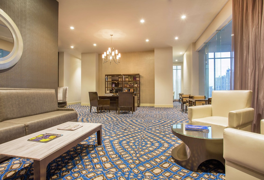 Presidential Suite thumbnail 5