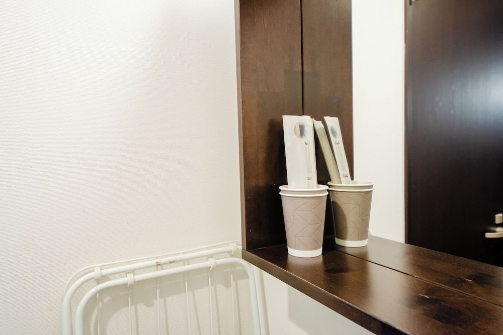 Double Room, Non Smoking - Photo 6