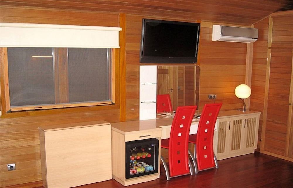 Standard Double Room - Photo 3