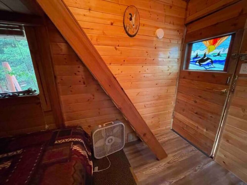 Signature Cabin photo 2
