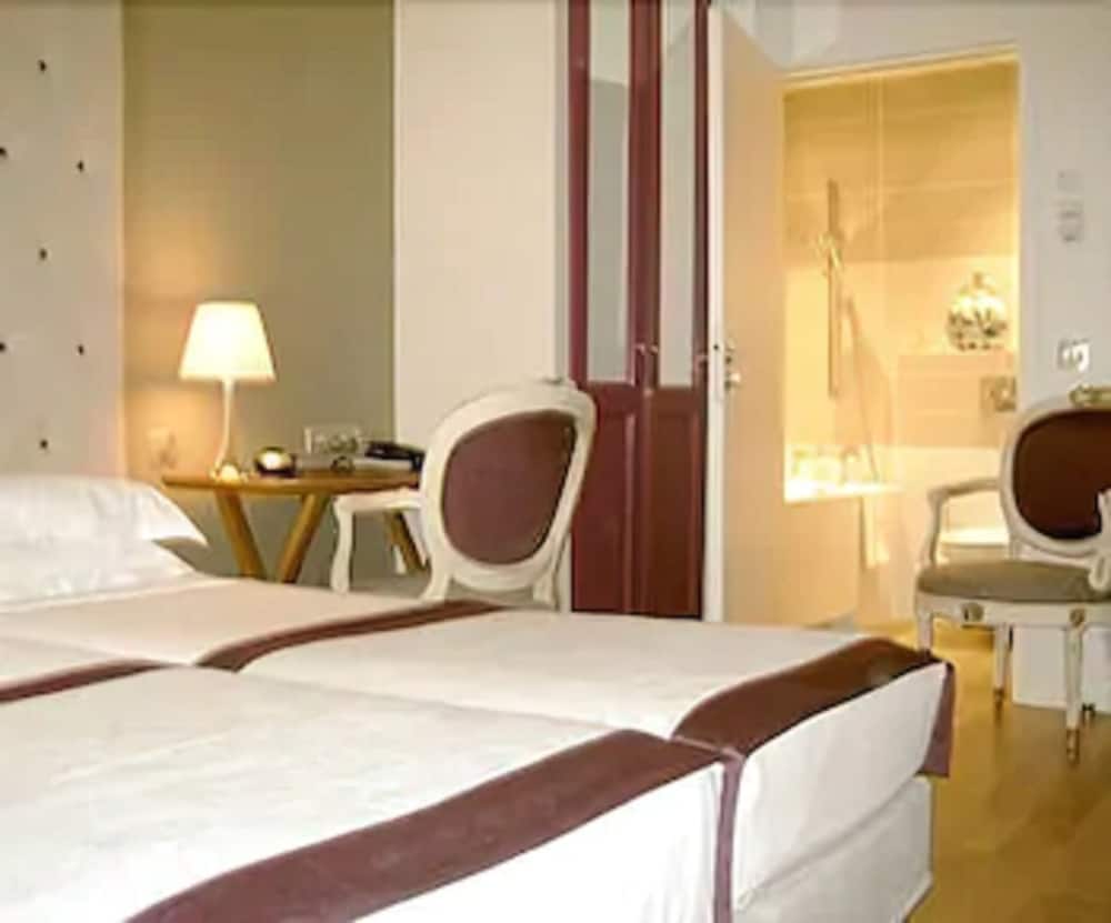 Comfort Room