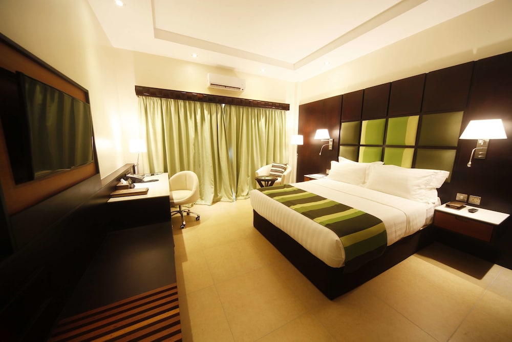 Executive Room, 1 Queen Bed photo 2