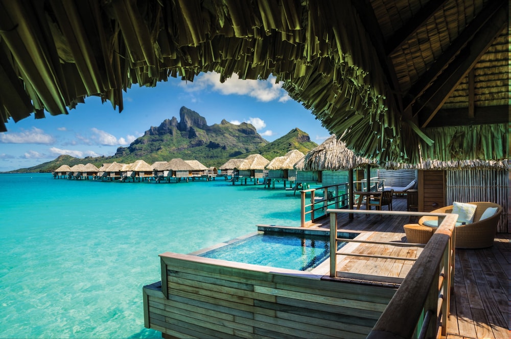 One Bedroom Bungalow With Plunge Pool
