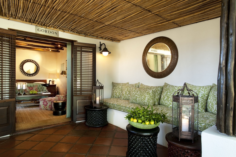 Deluxe Room - Photo 2