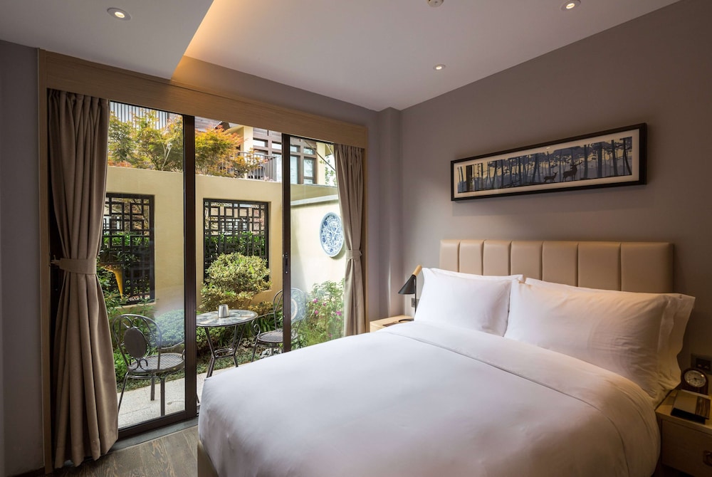Villa, 3 Bedrooms, Non Smoking (3 King Bed Suite Garden)
