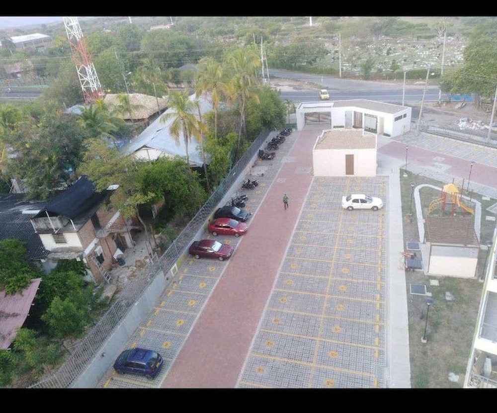 Apartment, 3 Bedrooms, Balcony, City View photo 3