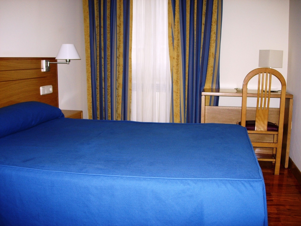 Double or Twin Room photo 3