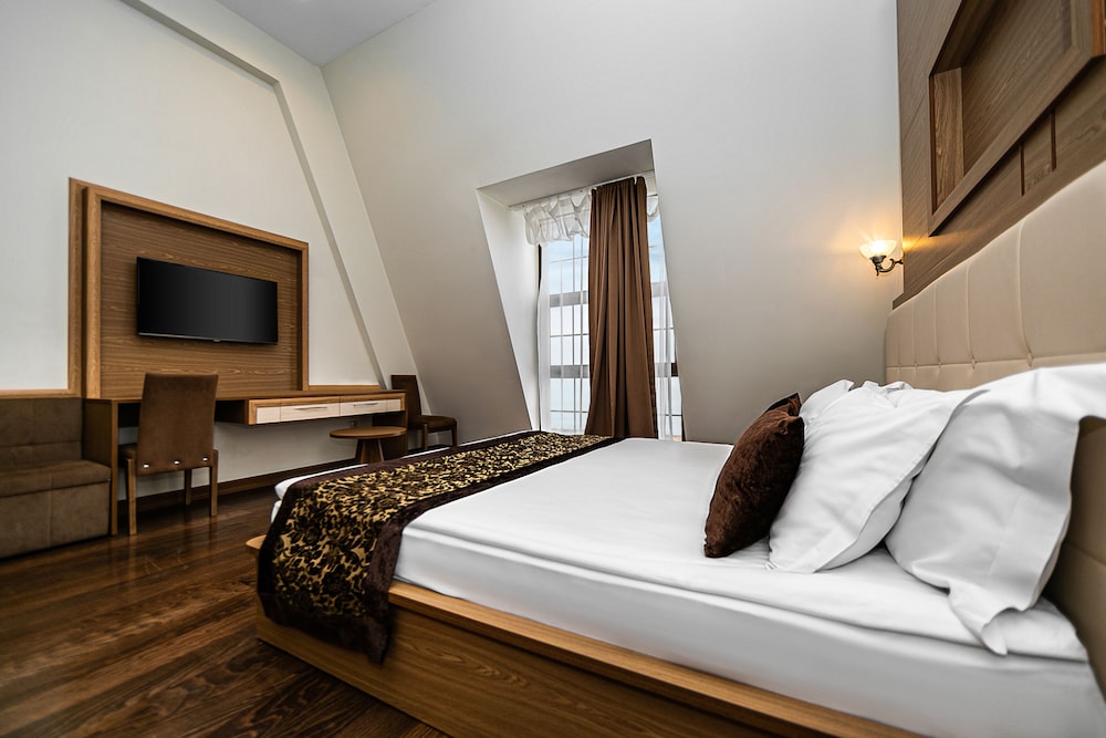 Economy Double Room photo 3