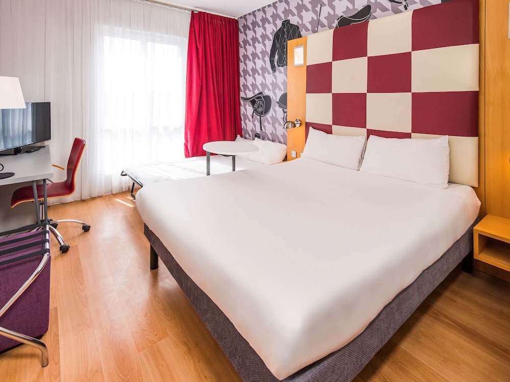Room, 2 Twin Beds (The Duet) - Photo 1