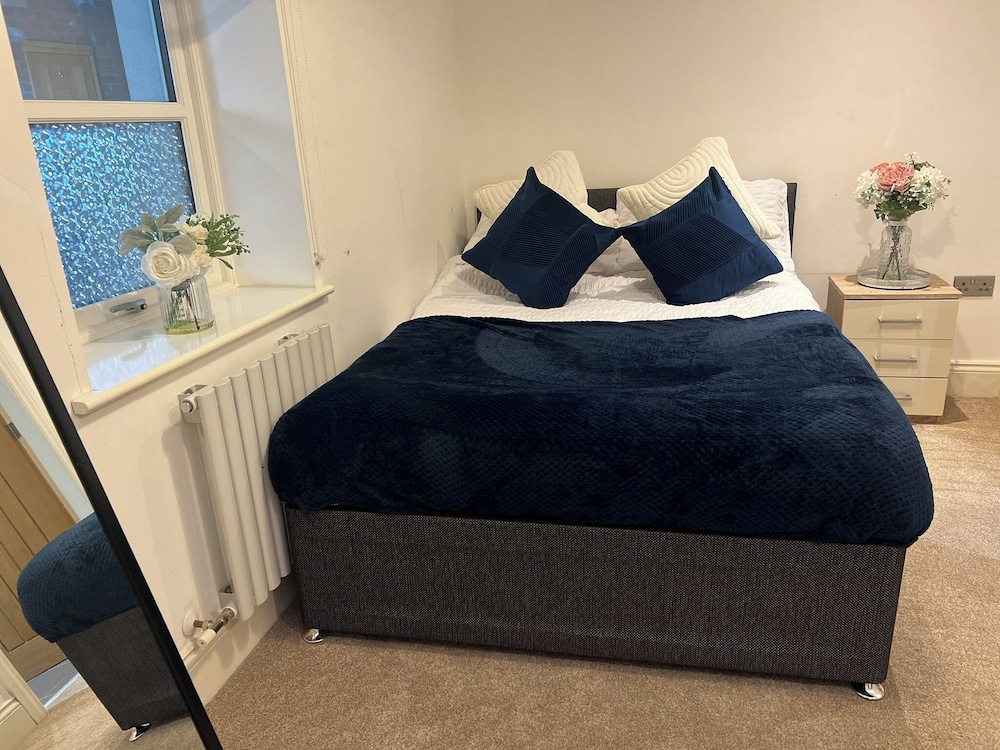 Apartment photo 1
