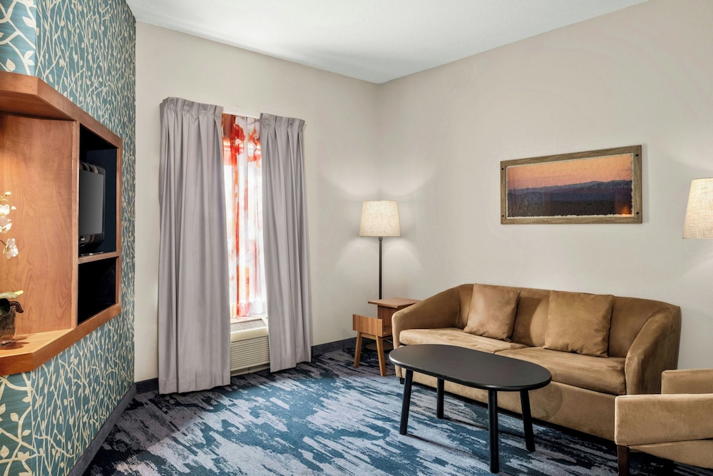 Room, 2 Queen Beds (Hearing Accessible) - Photo 3