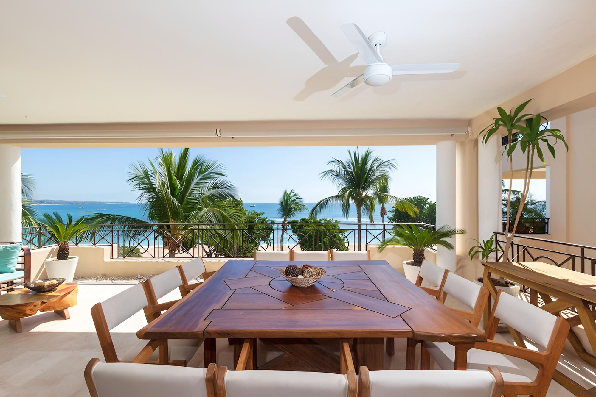 Luxury Condo photo 1