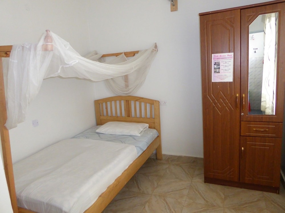Single Room photo 1